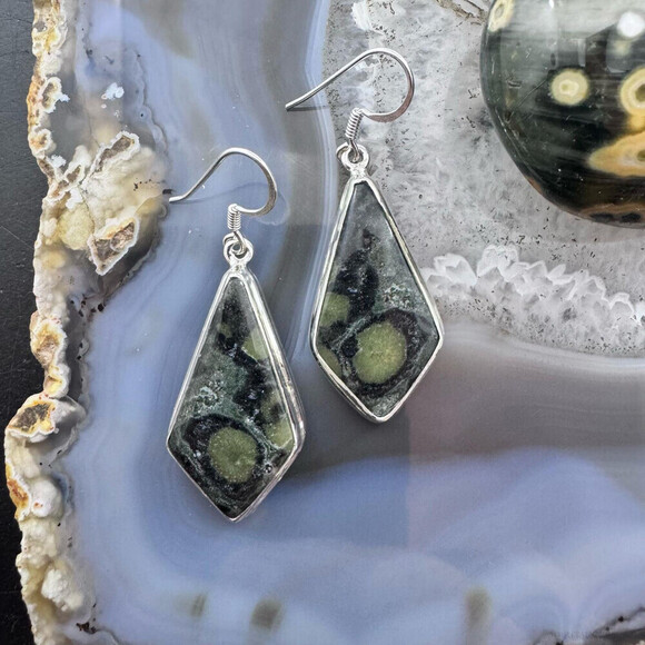 Sterling Silver Southwestern Style Kite Kambaba Jasper Dangle Earrings For Women - Picture 2 of 10